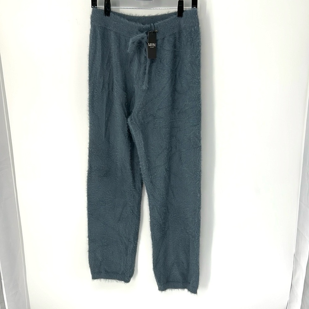 Boohoo man NWT fluffy straight leg pants small